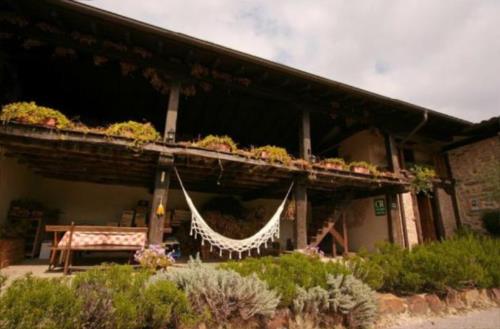 entrada casa rural izpiliku en Alava