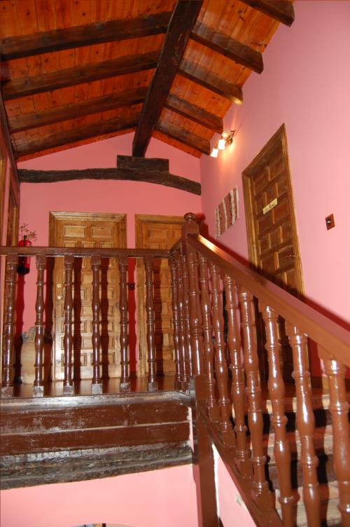 escaleras casa rural la molinera etxea en Alava