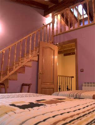 Habitación doble 1 casa rural Gaztelubidea en Alava