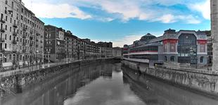 Mercado de la Ribera en Bilbao. 
