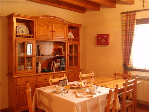 comedor casa rural Aitonaren Etxea en Alava